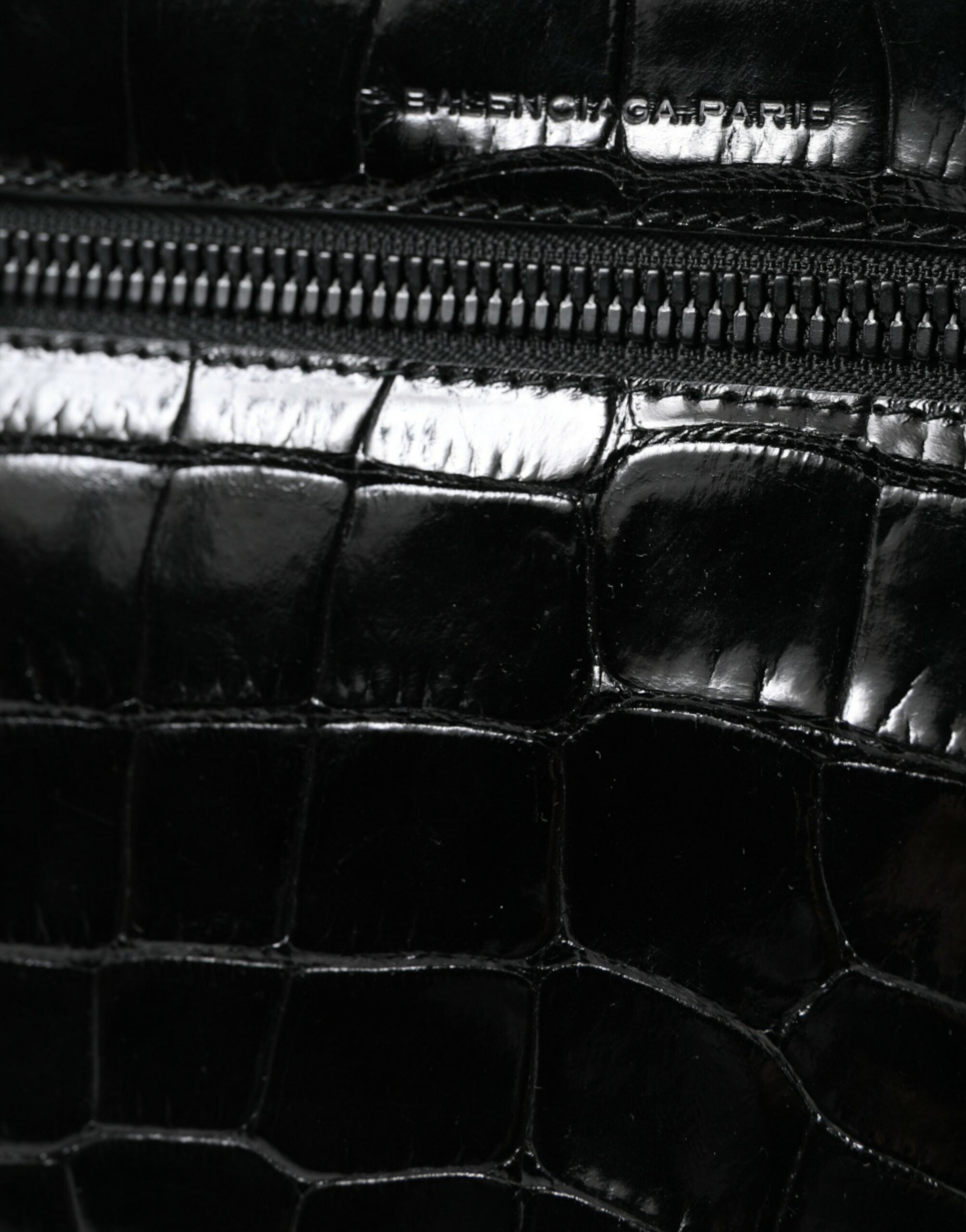 Sac bandoulière en cuir exotique noir Balenciaga