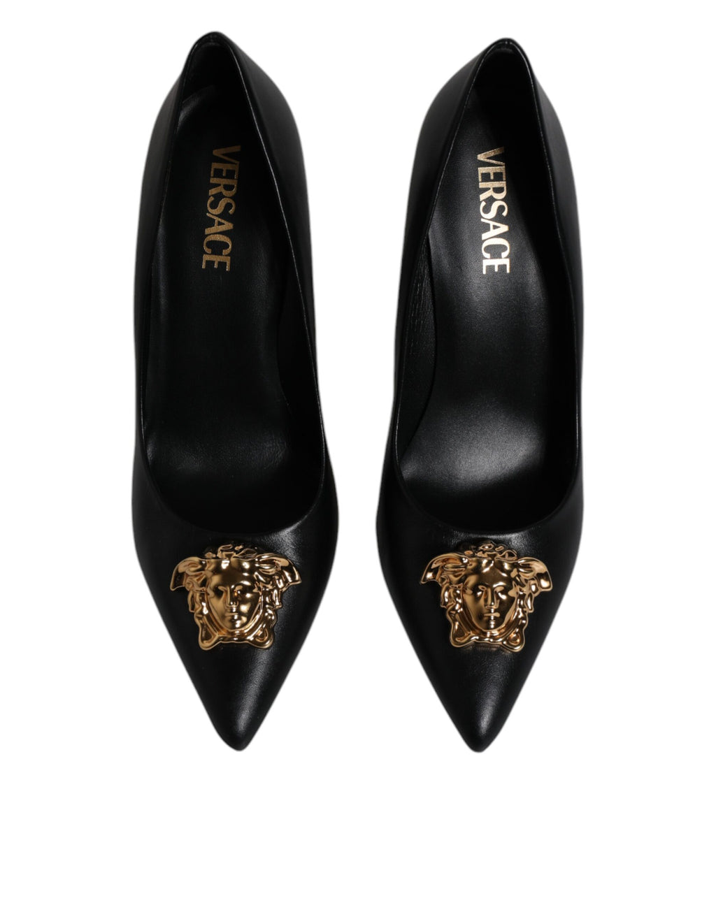 Escarpins à talons hauts en cuir noir avec plaque logo Versace
