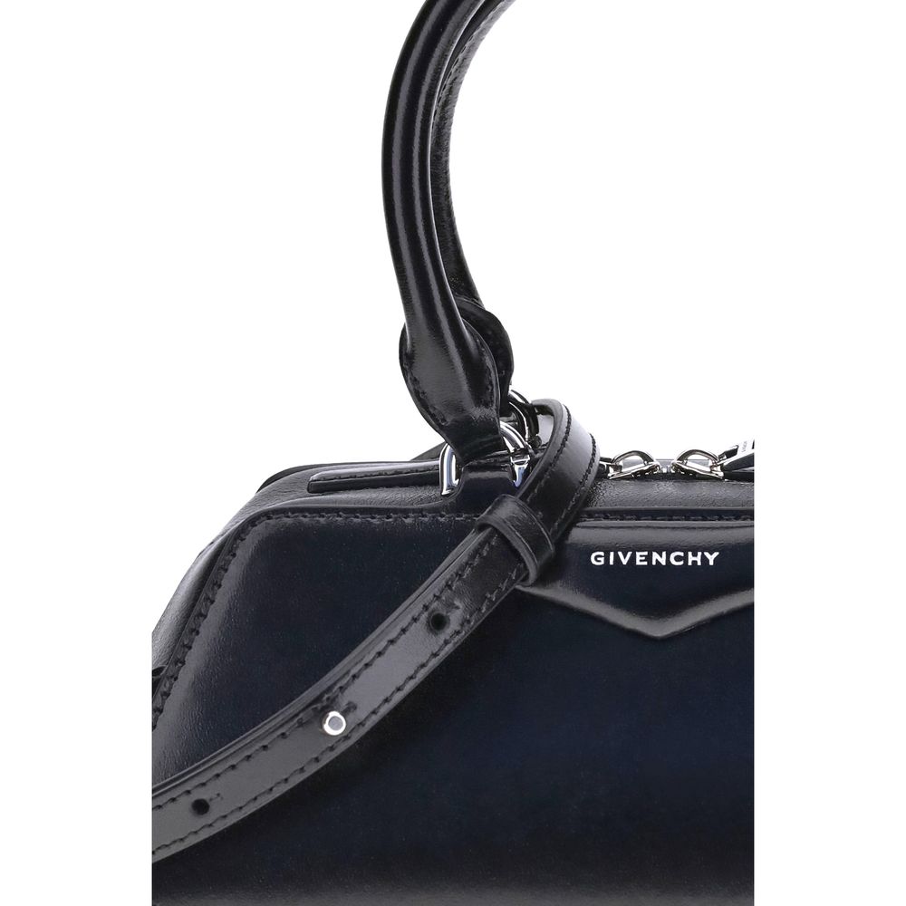 Sac à main Bos Taurus en cuir de veau noir Givenchy