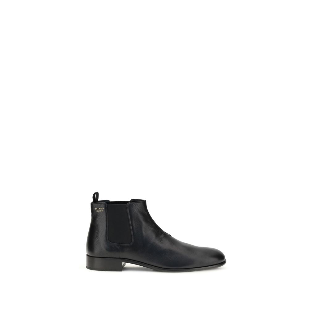 Bottines en cuir de chèvre noir Prada